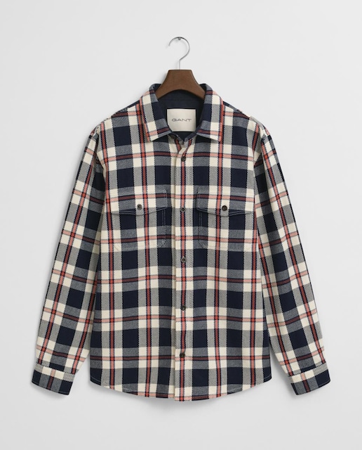 Imagen 0 de Sobrecamisa de hombre en sarga gruesa de algodón con corte regular y diseño de cuadros teñidos.