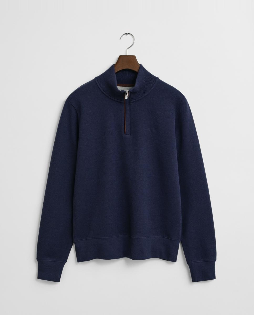 Imagen 0 de Sudadera de hombre de algodón 100%, con corte regular, media cremallera, detalles acanalados, acentos de ante sintético y logo bordado en el pecho.