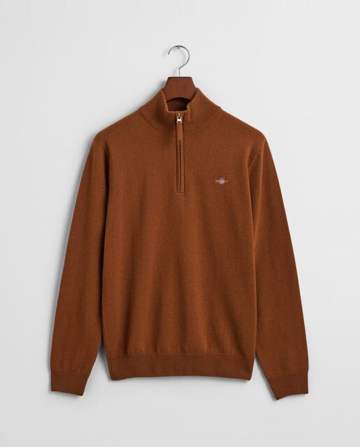 Imagen 0 de Jersey de hombre de lana merino 100%, con corte regular, cuello redondo y logo pequeño bordado en el pecho.