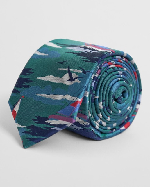 Imagen 0 de Corbata de hombre de seda, con diseño a rayas y estilo elegante y sofisticado.