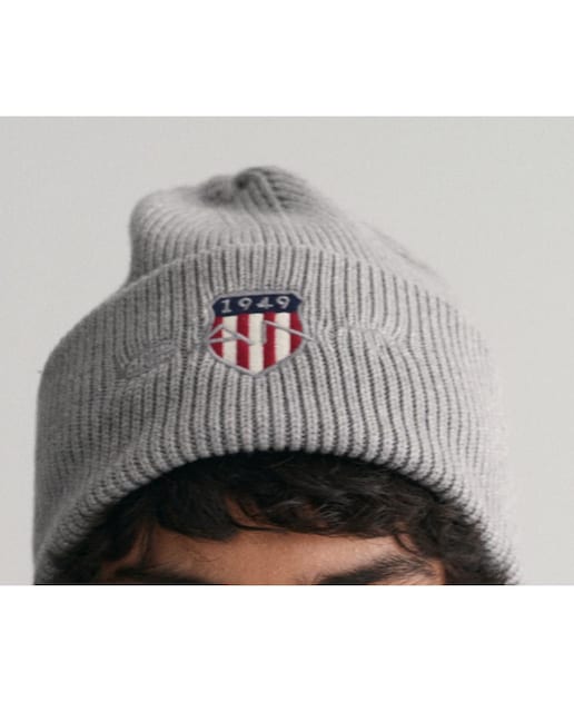 Imagen 0 de Gorro unisex de mezcla de algodón, con ajuste mid-top, doblez alto y logo bordado de inspiración vintage en el frente.