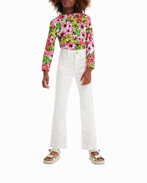 Imagen 0 de Vaqueros flare long bordados de niña