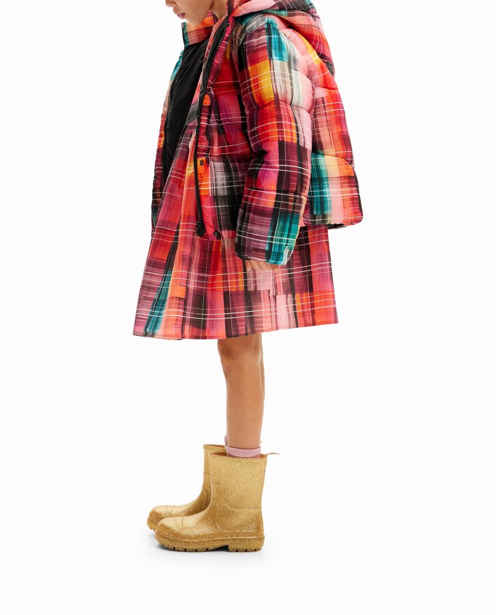 Imagen 0 de Abrigo acolchado estampado de niña