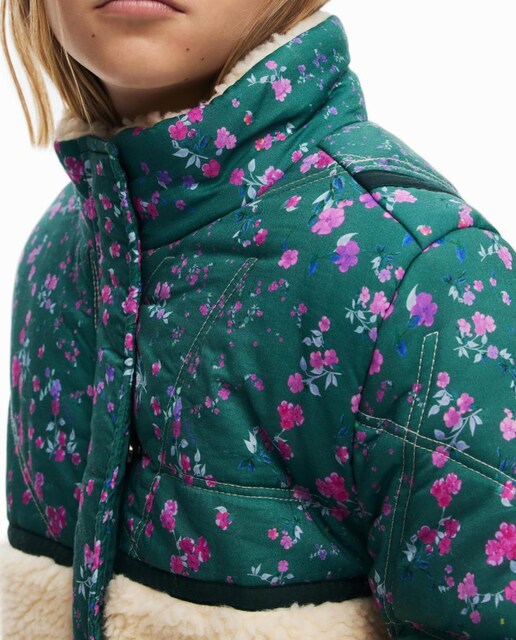 Imagen 0 de Abrigo acolchado combinado de niña