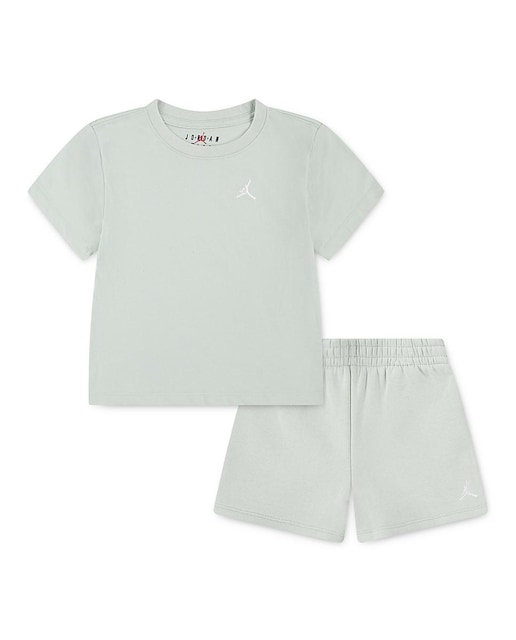 Imagen 0 de Conjunto deportivo corto para niña. Comodo y acogedor