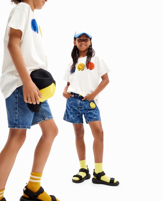 Imagen 0 de Camiseta parches Smiley®  de niño y niña