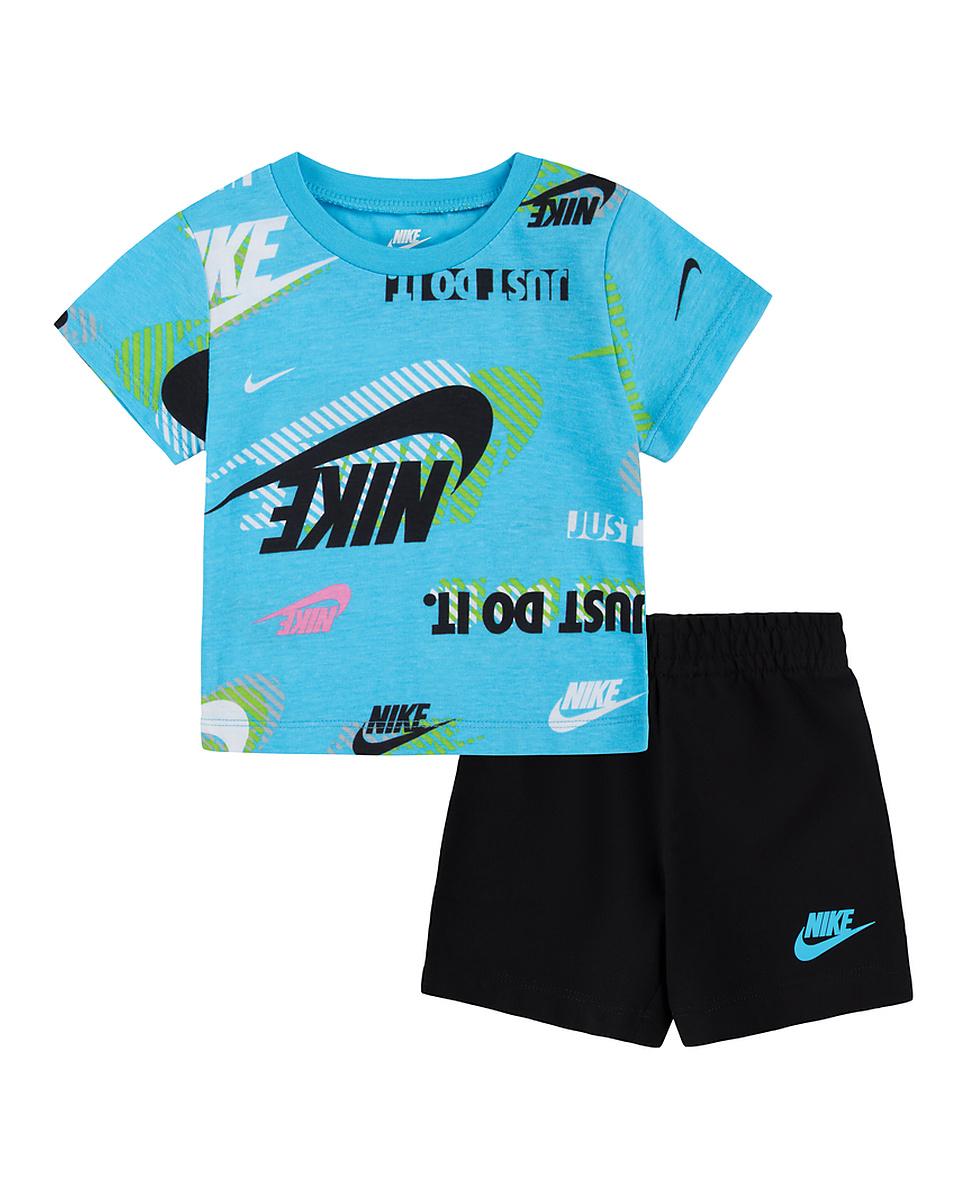 Imagen 0 de Conjunto camistea y short Nike