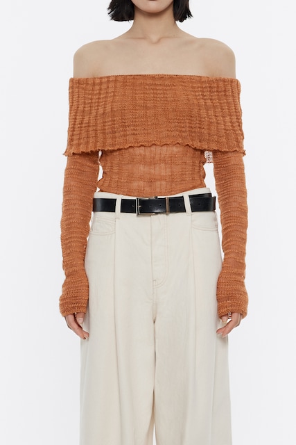 Imagen 0 de Jersey hombros descubiertos punto calabaza de mujer