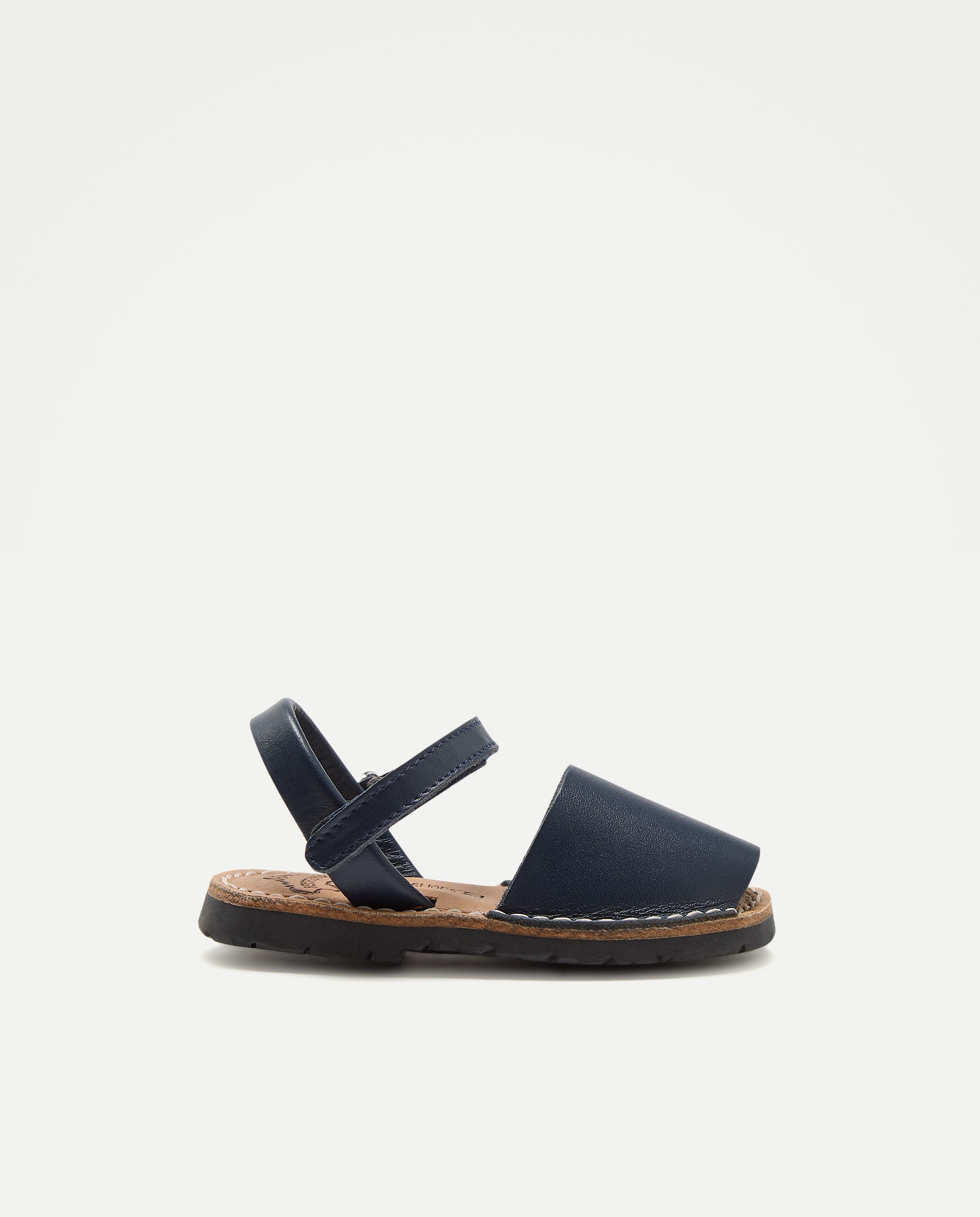 Imagen 0 de Menorquina bebés de piel con velcro
