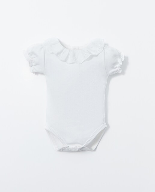 Imagen 0 de Body cuello bordado