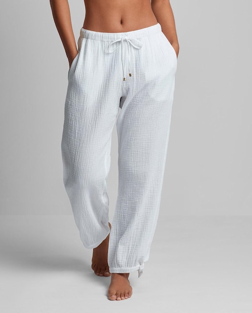 Imagen 0 de Pantalón de mujer con lazada en cintura y tobillo