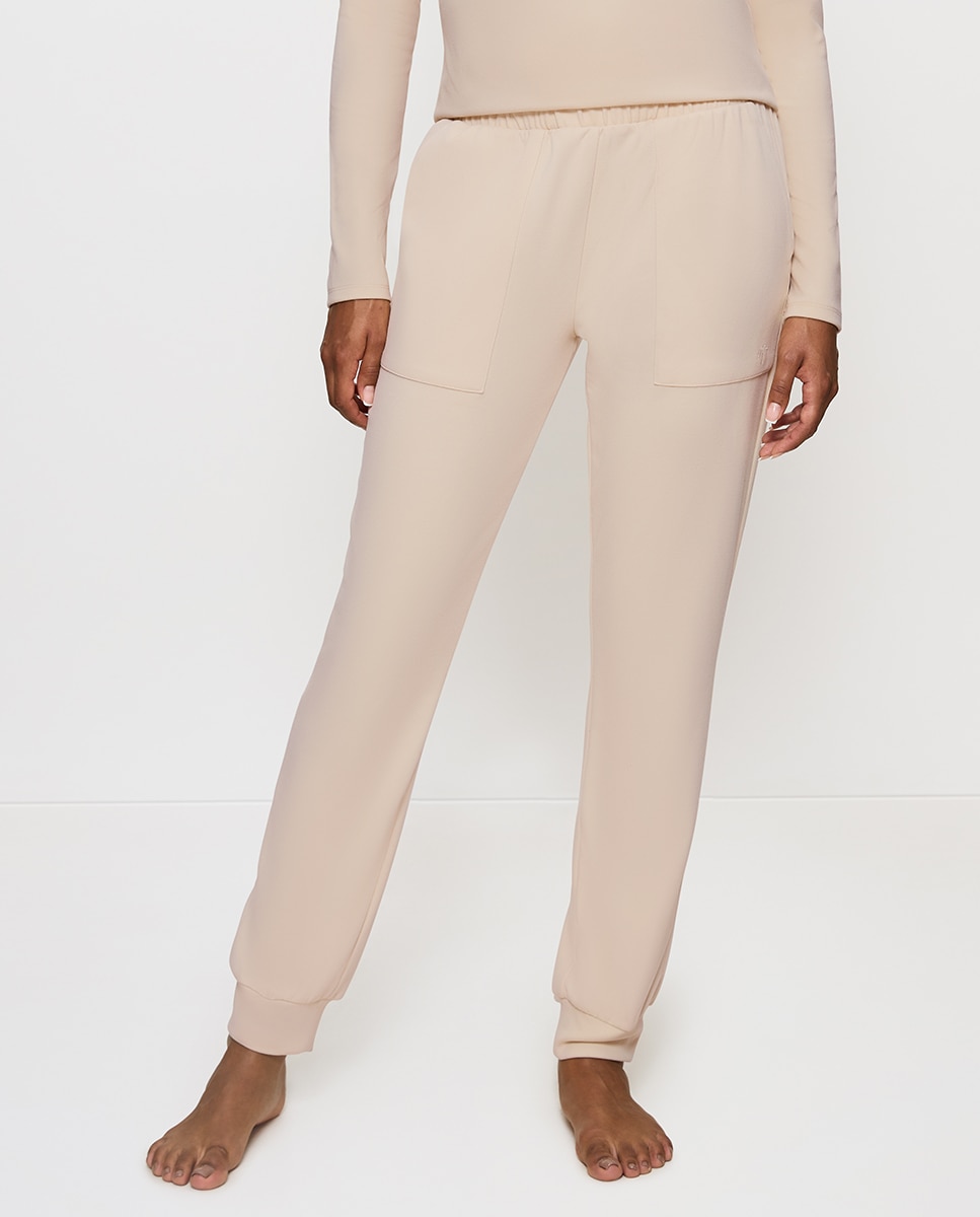 Imagen 0 de Pantalón recto con forma tipo jogger con tejido cálido infusionado con R Vital Multivitamin