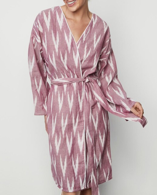 Imagen 0 de Bata cruzada de mujer