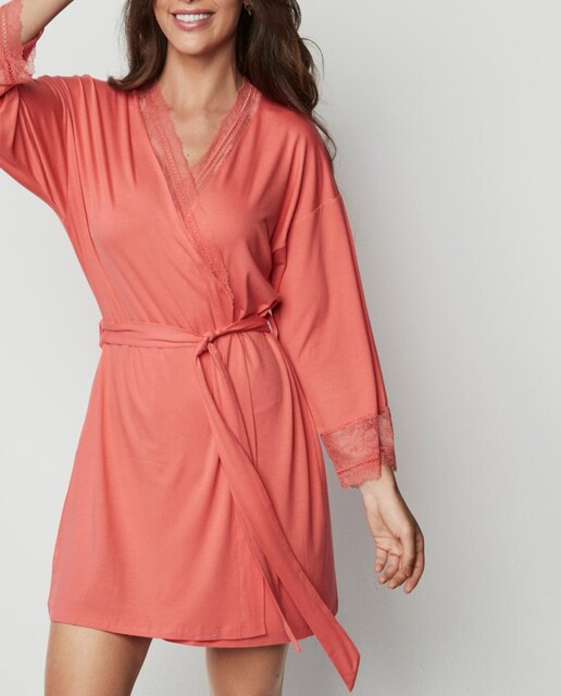 Imagen 0 de Bata cruzada de mujer