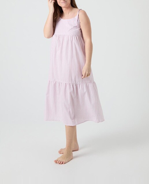 Imagen 0 de Camisón de tela con tirantes