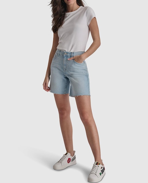 Imagen 0 de Pantalones vaqueros de mujer cortos relajados