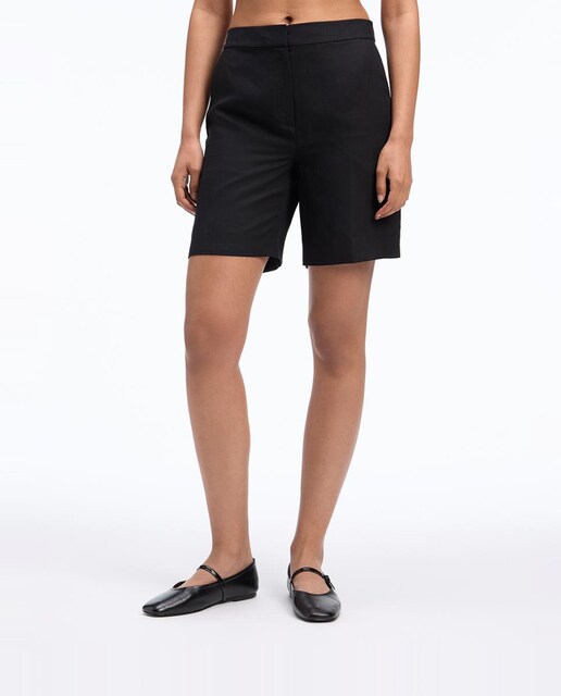 Imagen 0 de Pantalones cortos de mujer con lino