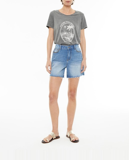 Imagen 0 de Short de mujer con tachas en cinturilla y bolsillos