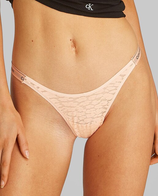 Imagen 0 de Tanga MODERN LACE