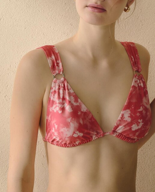 Imagen 0 de Sujetador confeccionado en tejido brillante estampado floral