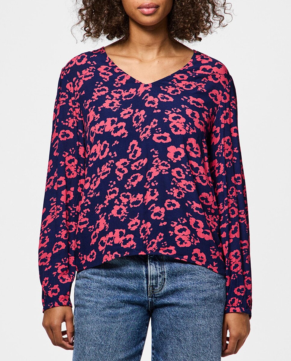 Imagen 0 de Camisa de mujer con flores y manga larga