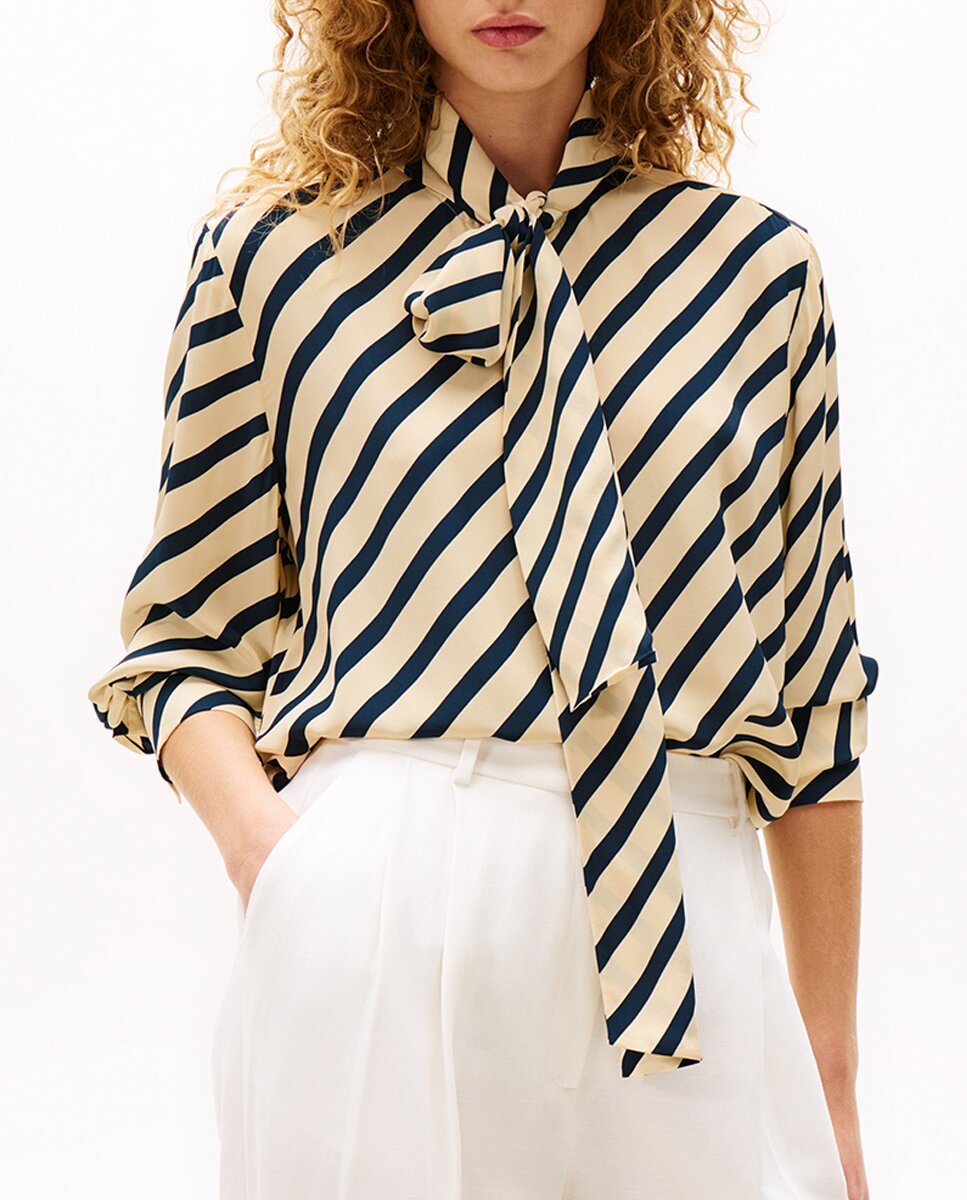 Imagen 0 de TH X SRG Blusa de mujer fluida