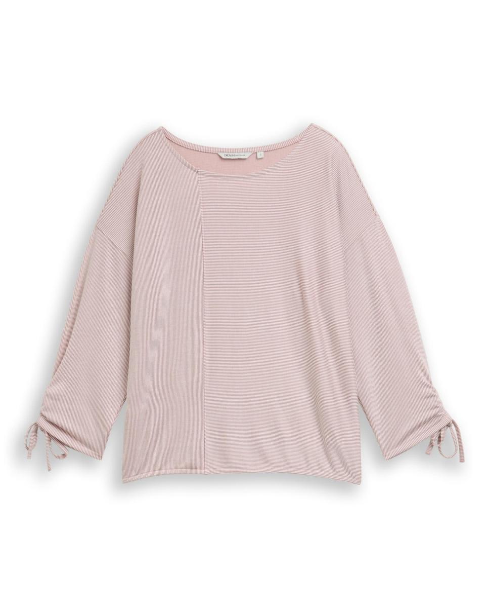 Imagen 0 de Camiseta de mujer con cuello redondo y manga tres cuartos