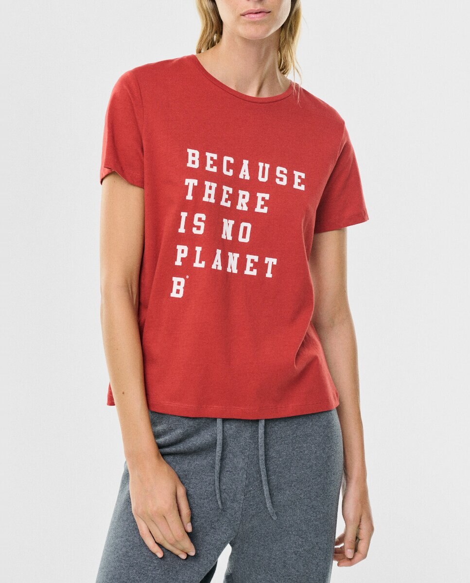 Imagen 0 de Camiseta con fit regular, cuello redondo, manga corta y print frontal.
