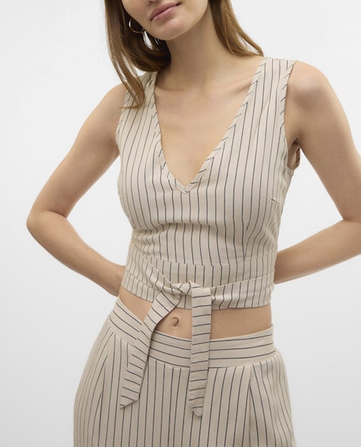 Imagen 0 de Crop top de lino de mujer con lazada