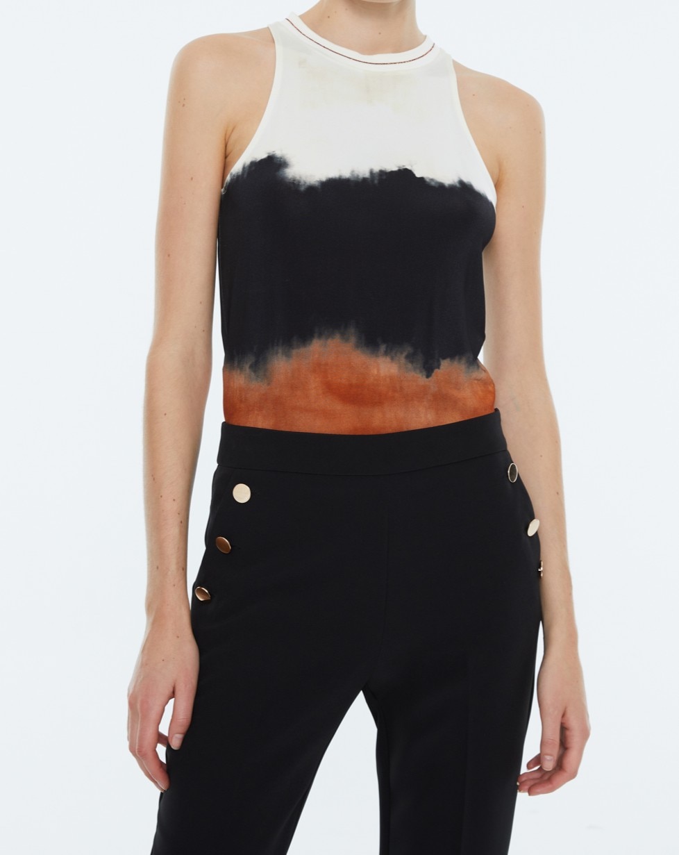 Imagen 0 de Camiseta de mujer, cuello halter.