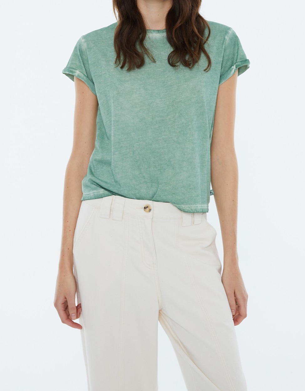Imagen 0 de Camiseta de mujer lisa, escote redondo, manga corta.