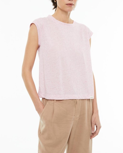 Imagen 0 de Camiseta de mujer, cuello redondo, sin mangas, con tejido de flamé.