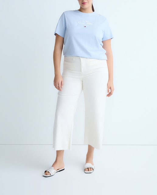 Imagen 0 de Camiseta de mujer de manga corta con cuello redondo y logo frontal