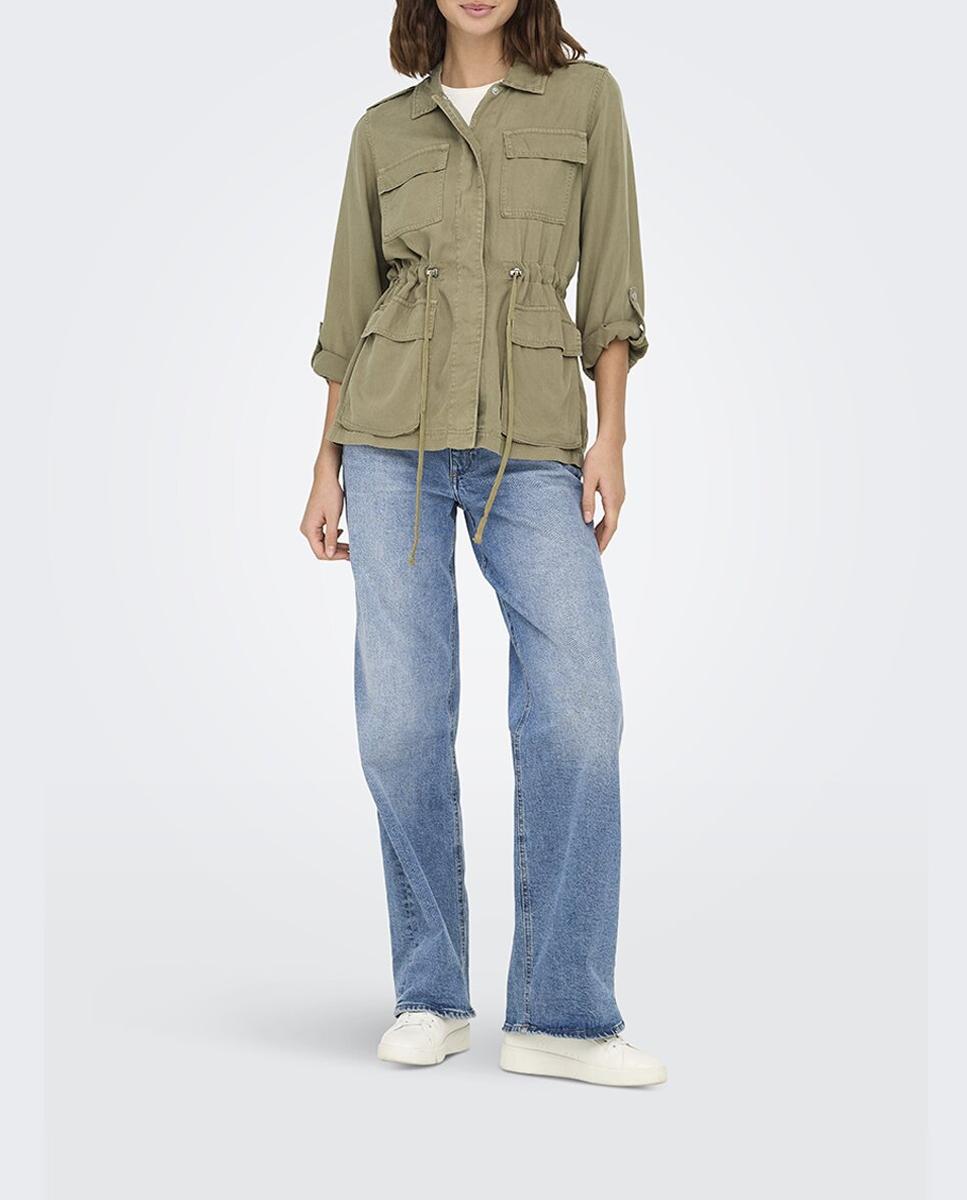 Imagen 0 de Chaqueta de mujer estilo utility