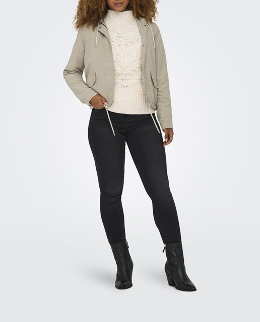 Imagen 0 de Chaqueta de mujer tipo utility con bolsillos