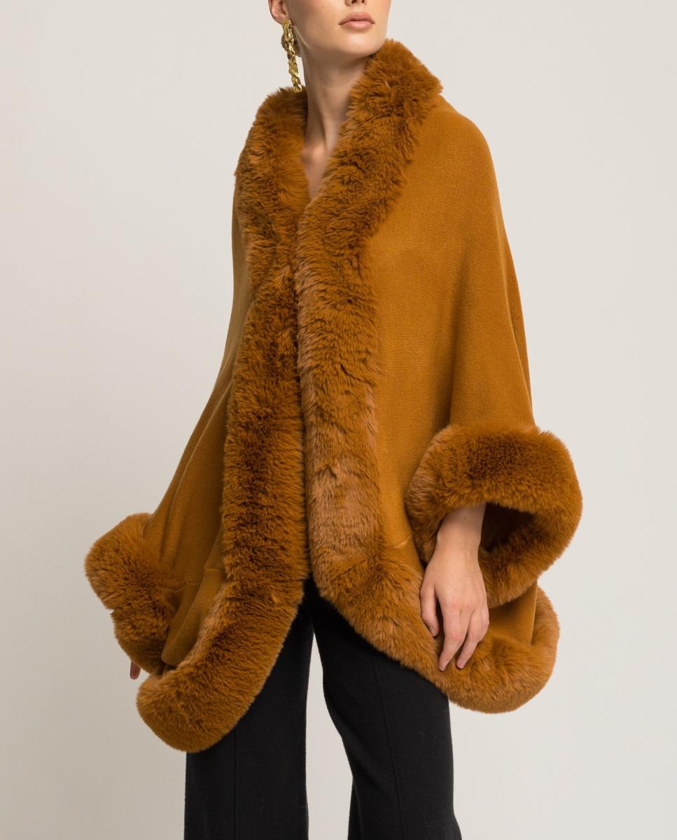 Imagen 0 de Poncho de mujer con detalles de acabado texturizado
