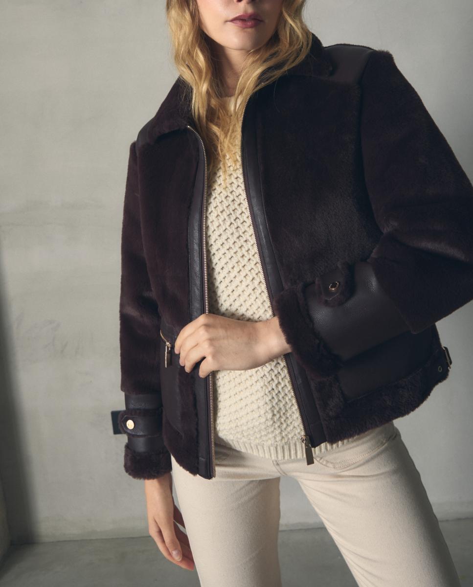 Imagen 0 de Chaqueta de mujer pelo