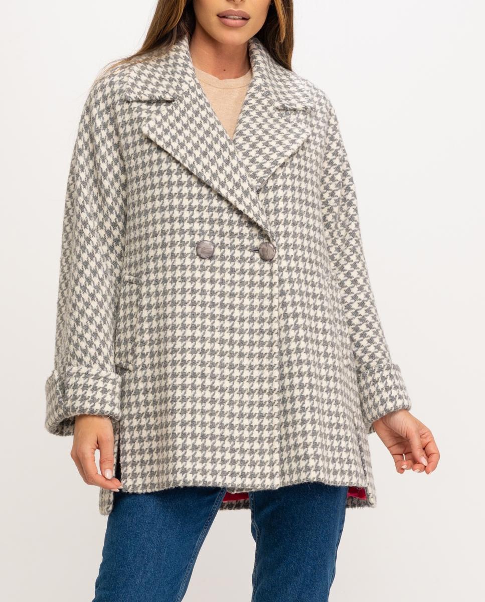 Imagen 0 de Chaquetón de mujer desestructurado con manga japonesa