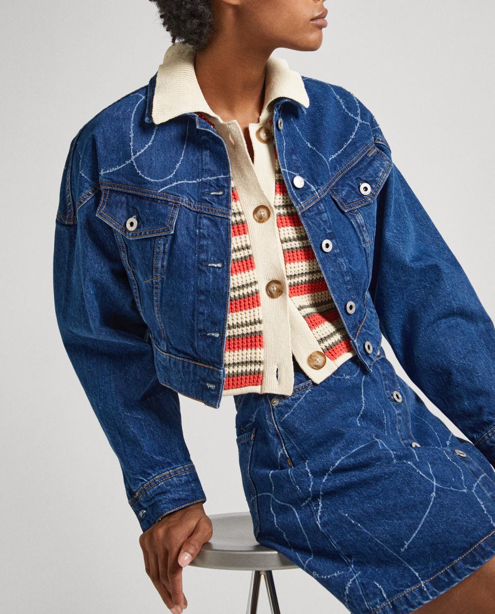 Imagen 0 de Chaqueta de mujer vaquera corte crop