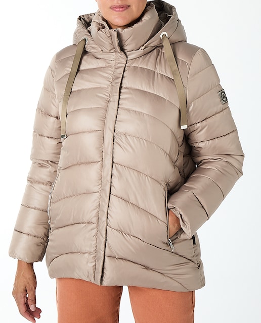 Imagen 0 de Deportiva acolchada con capucha