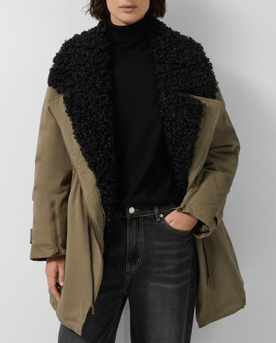 Imagen 0 de Chaquetón de mujer largo con interior acolchado
