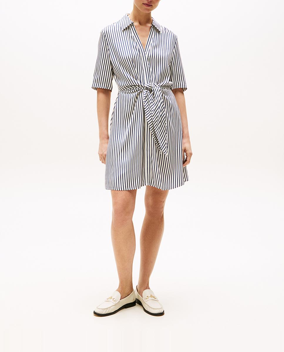 Imagen 0 de Vestido corto lazado a la cintura