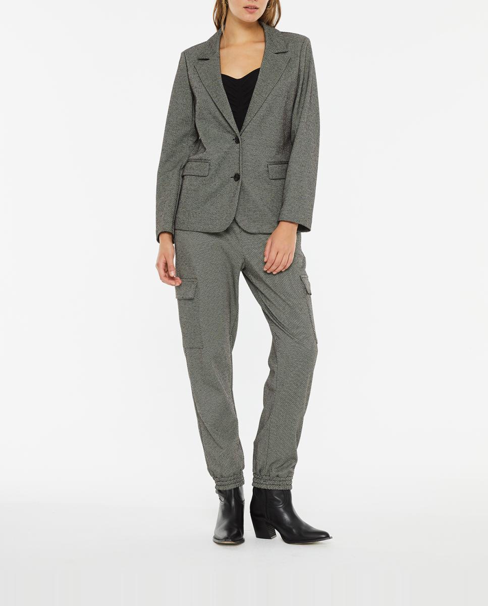 Imagen 0 de Pantalón de mujer jogger jacquard bolsillos cargo