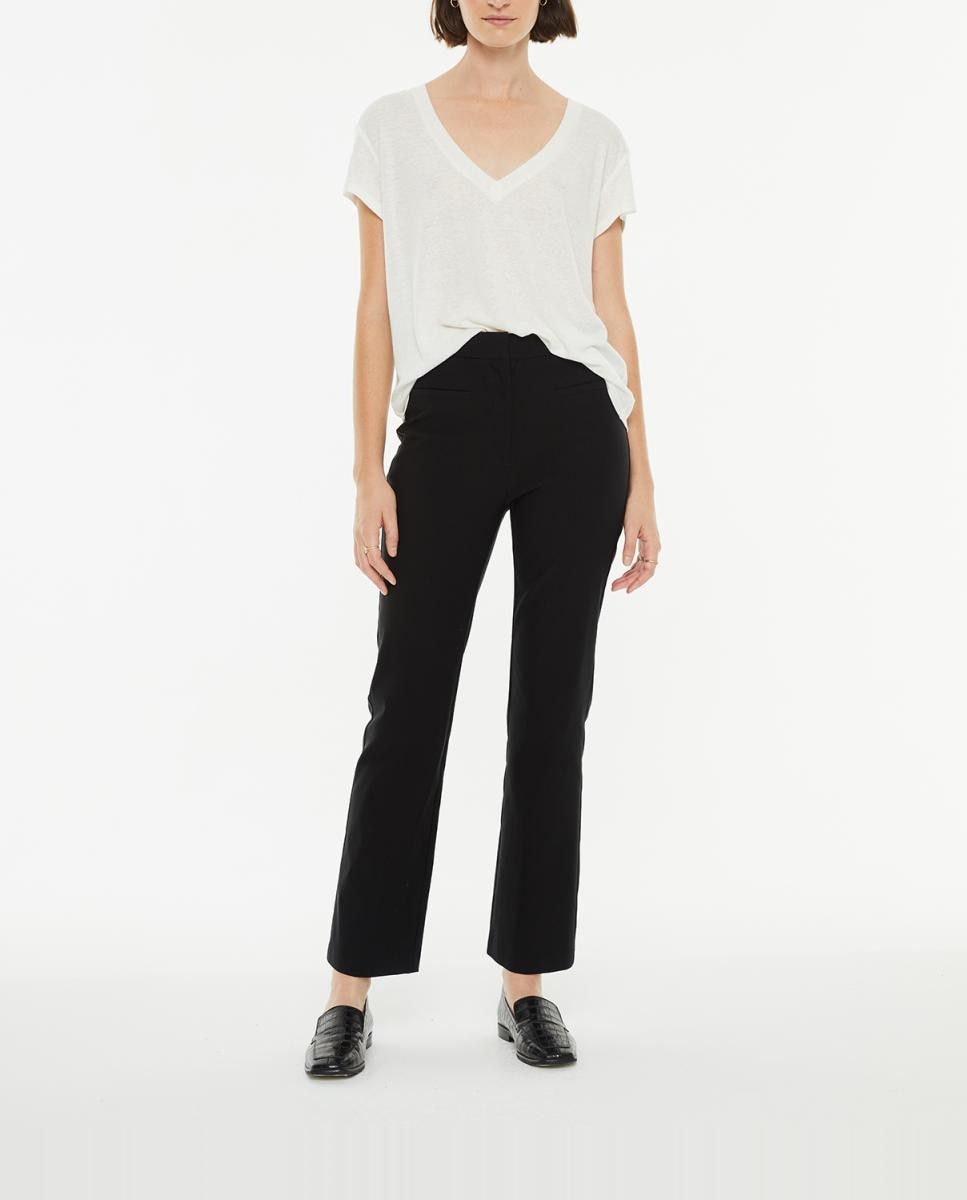 Imagen 0 de Pantalón de mujer elástico estilo capri flare