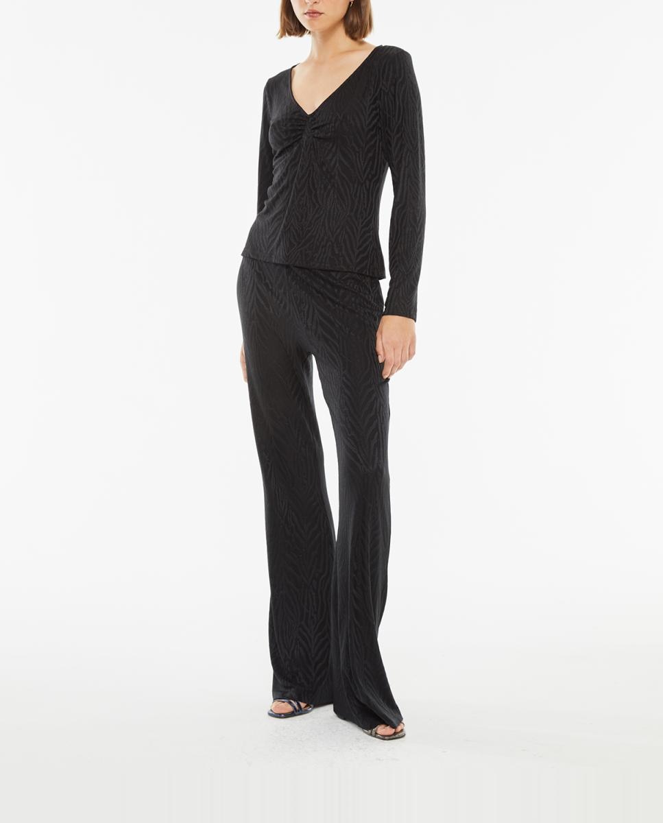 Imagen 0 de Pantalón de mujer largo entallado y acampanado jacquard