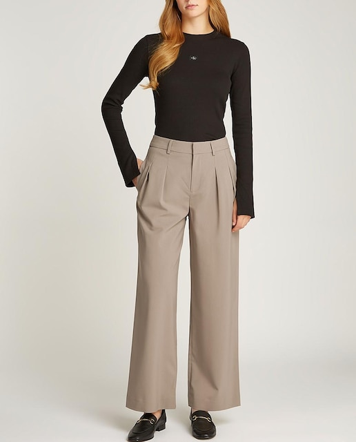 Imagen 0 de Pantalón de mujer de traje pierna ancha y tiro alto