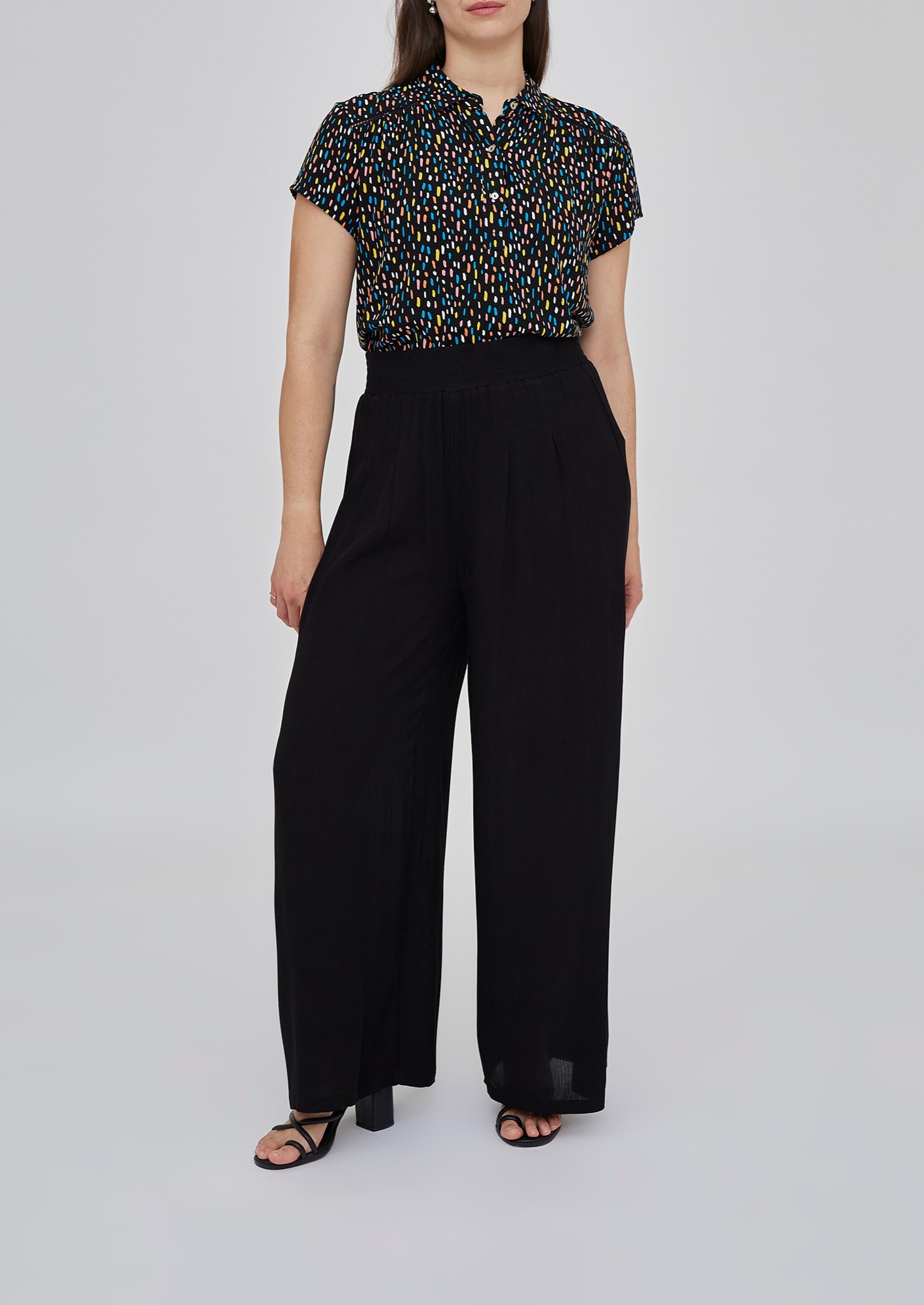 Imagen 0 de Pantalón de mujer ancho con cintura elastica