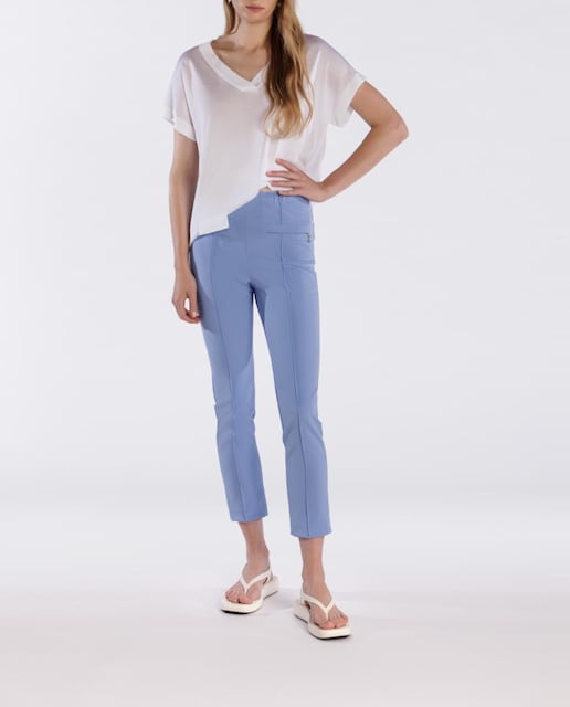 Imagen 0 de Pantalón de mujer liso y tobillero.