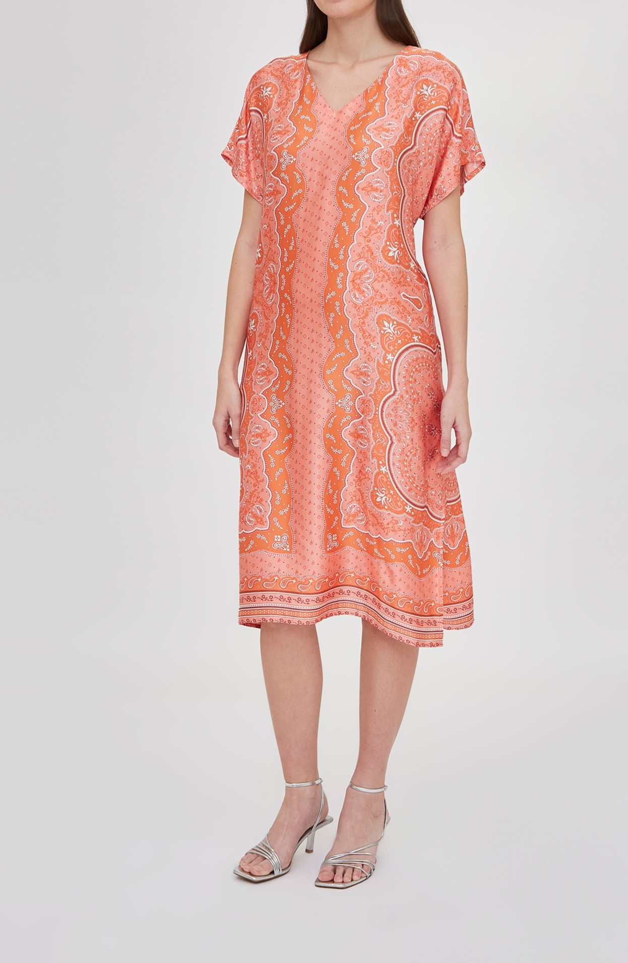 Imagen 0 de Vestido de mujer estampado bandana