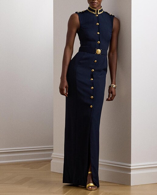 Imagen 0 de Vestido largo sin mangas con botones